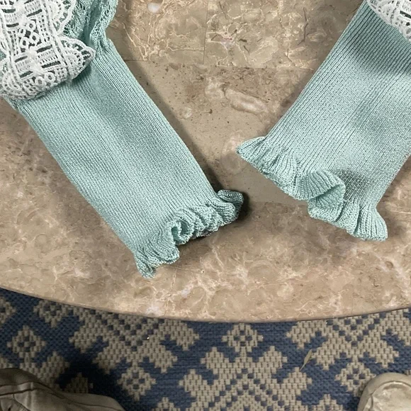 Zara Sheer Mint Green Turtleneck with Lace trim on Sleeves Size Small - Picture 3 of 7